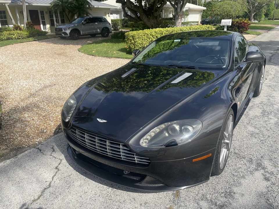 2012 Aston Martin V8 Vantage (2006-2017) - Image 2 of 31