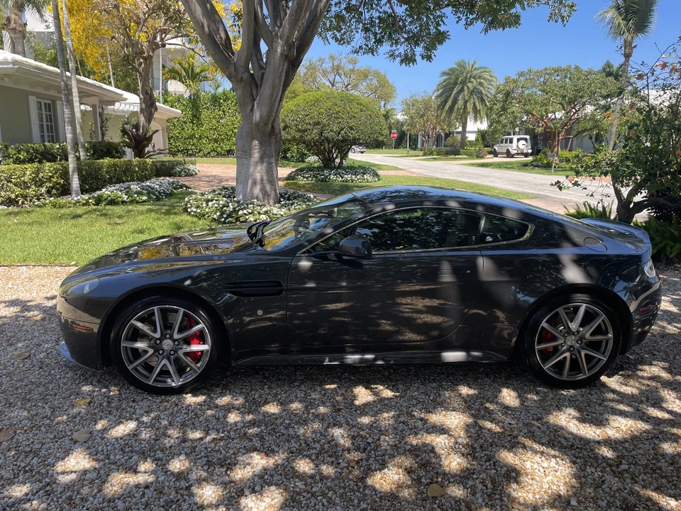 2012 Aston Martin V8 Vantage (2006-2017) - Image 15 of 31