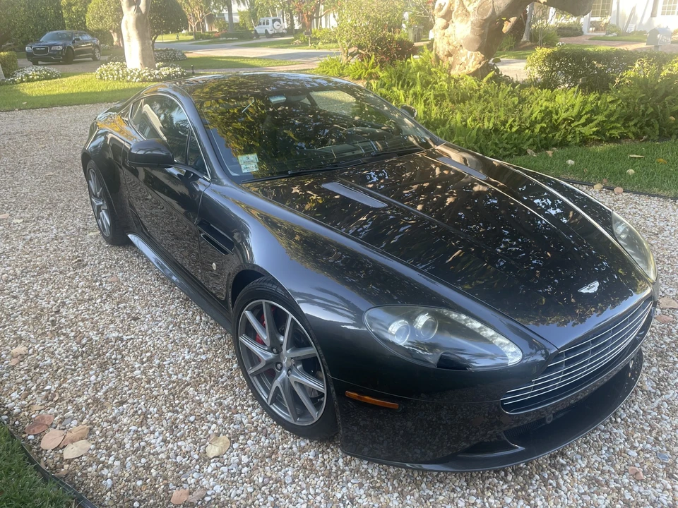 2012 Aston Martin V8 Vantage (2006-2017) - Image 9 of 31