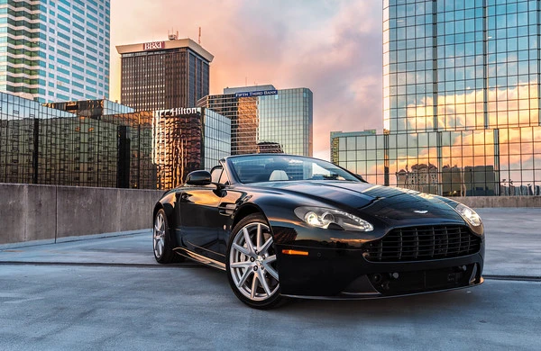 2012 Aston Martin V8 Vantage (2006-2017) - Image 8 of 10