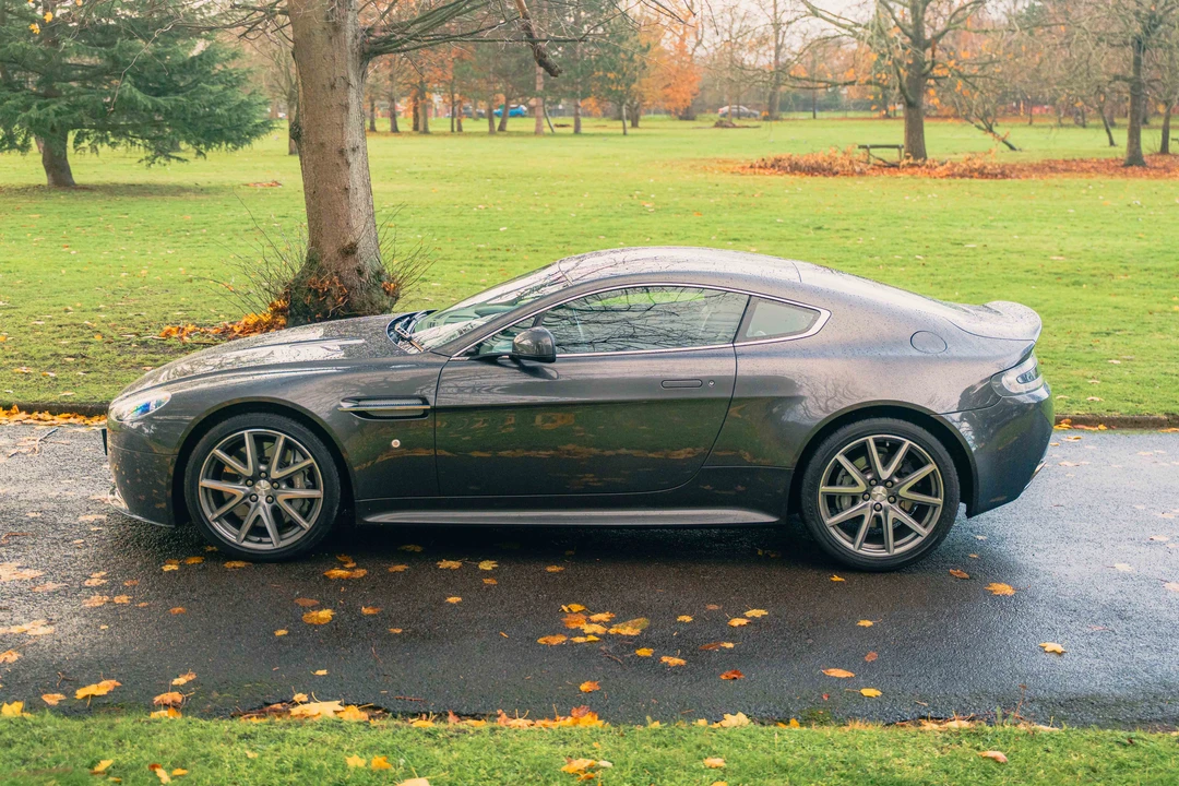 2012 Aston Martin V8 Vantage (2006-2017) - Image 16 of 31
