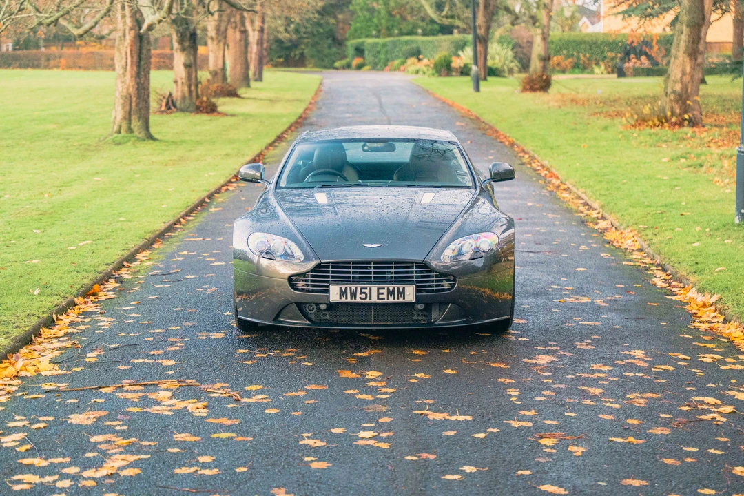 2012 Aston Martin V8 Vantage (2006-2017) - Image 10 of 31