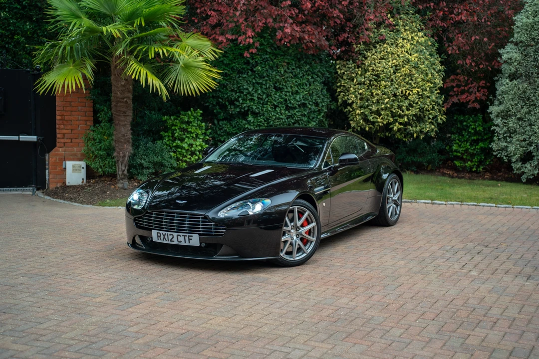 2012 Aston Martin V8 Vantage (2006-2017) - Image 12 of 31