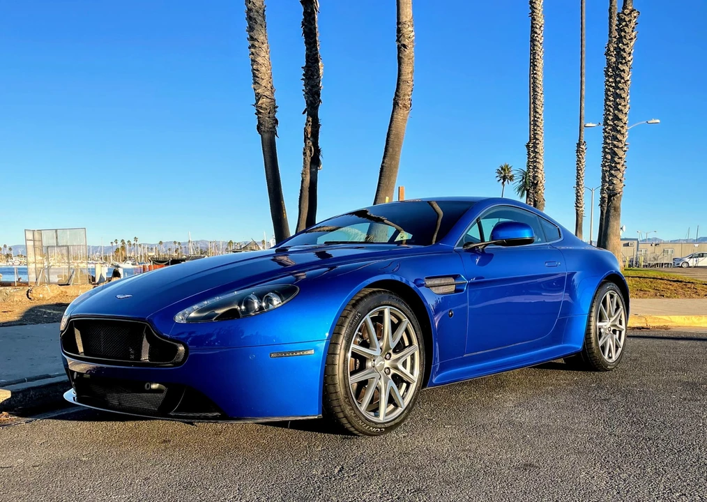2012 Aston Martin V8 Vantage (2006-2017) - Image 4 of 31