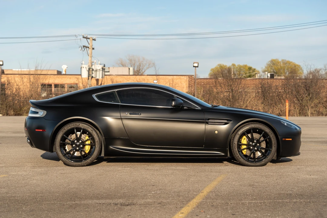 2012 Aston Martin V8 Vantage (2006-2017) - Image 13 of 31