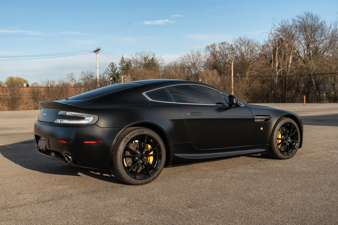 2012 Aston Martin V8 Vantage (2006-2017) - Image 12 of 31