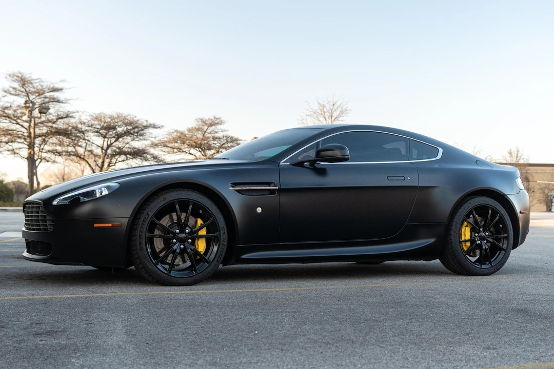 2012 Aston Martin V8 Vantage (2006-2017) - Image 3 of 31