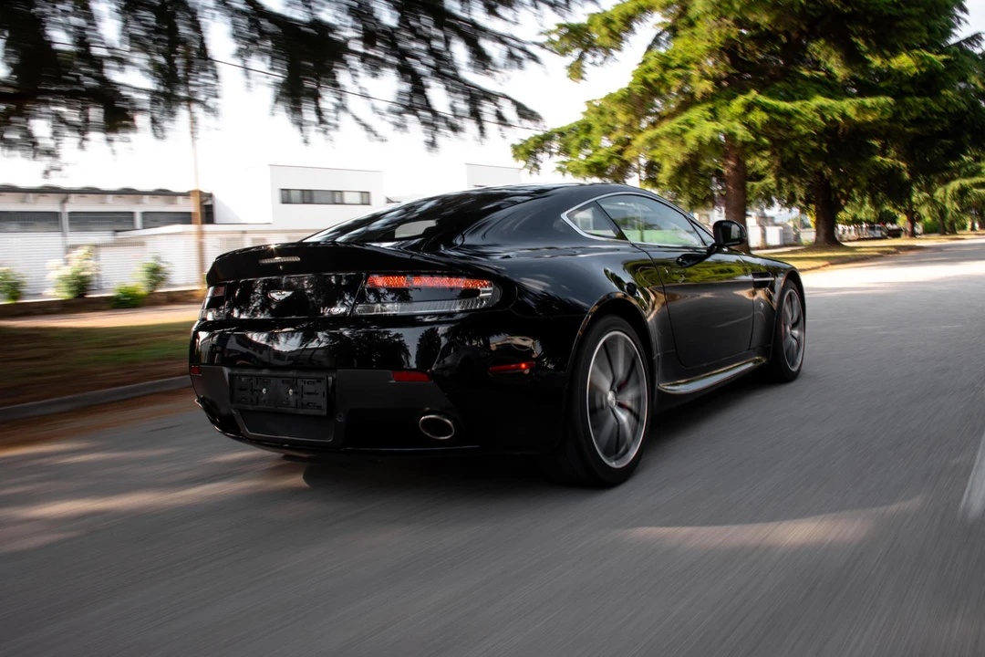2012 Aston Martin V8 Vantage (2006-2017) - Image 13 of 31