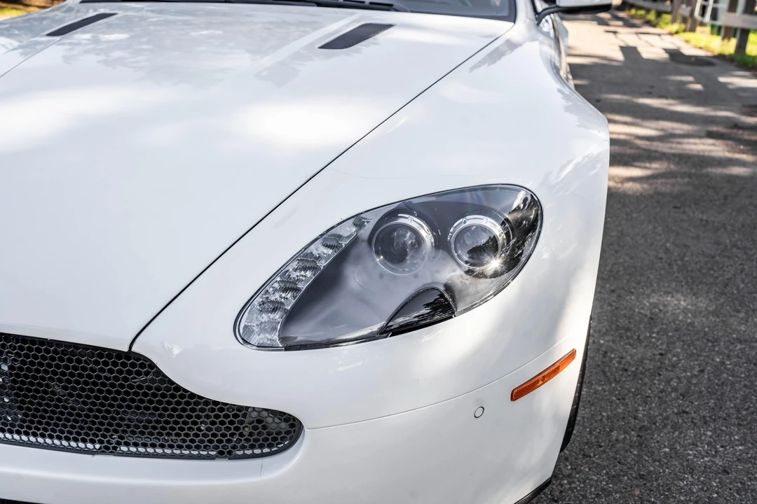 2012 Aston Martin V8 Vantage (2006-2017) - Image 11 of 31