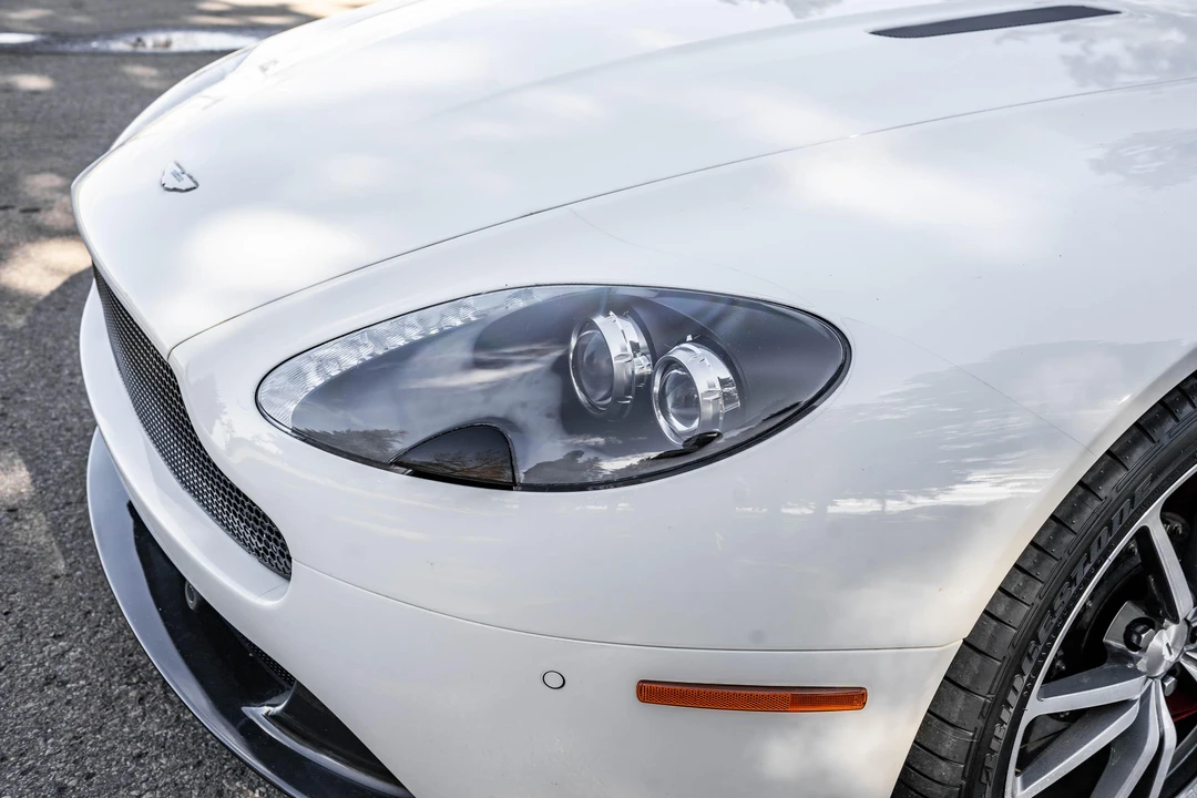 2012 Aston Martin V8 Vantage (2006-2017) - Image 12 of 31
