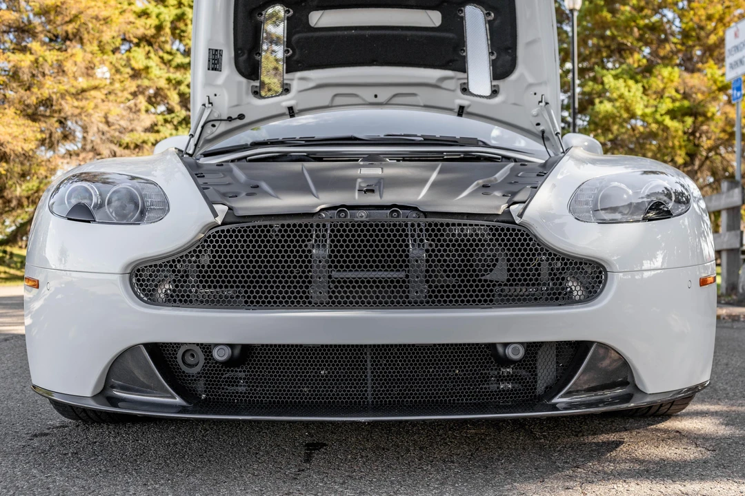 2012 Aston Martin V8 Vantage (2006-2017) - Image 9 of 31