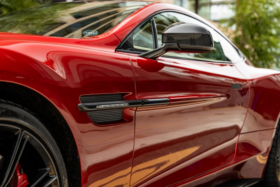 2012 Aston Martin Vanquish 2nd Gen - Image 25 of 31