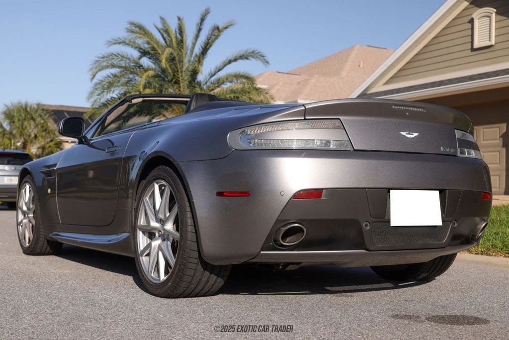 2012 Aston Martin V8 Vantage (2006-2017) - Image 6 of 12
