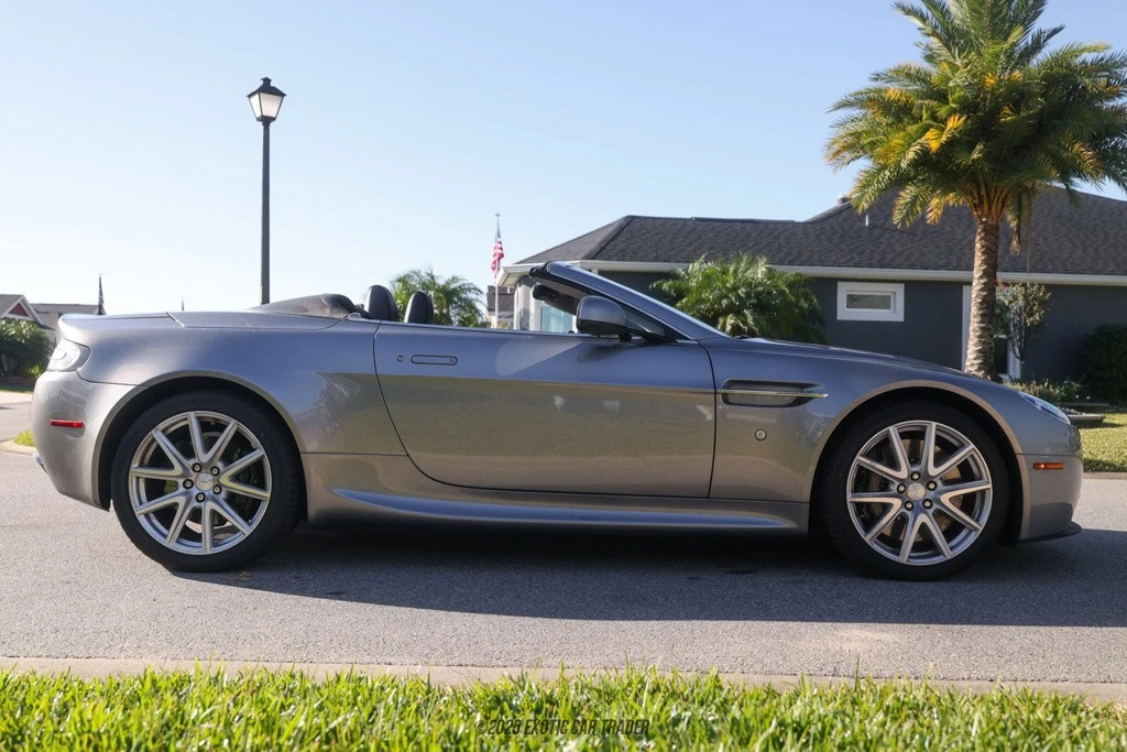 2012 Aston Martin V8 Vantage (2006-2017) - Image 9 of 12