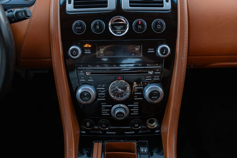 2012 Aston Martin V8 Vantage (2006-2017) - Image 16 of 20