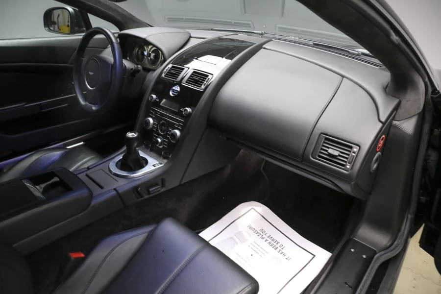 2012 Aston Martin Vantage - Image 5 of 12