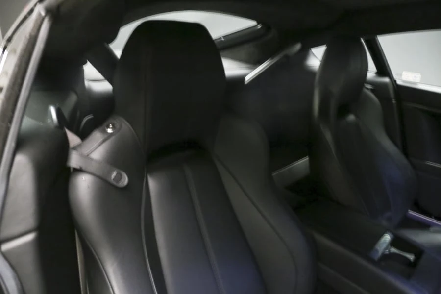 2012 Aston Martin Vantage - Image 9 of 12