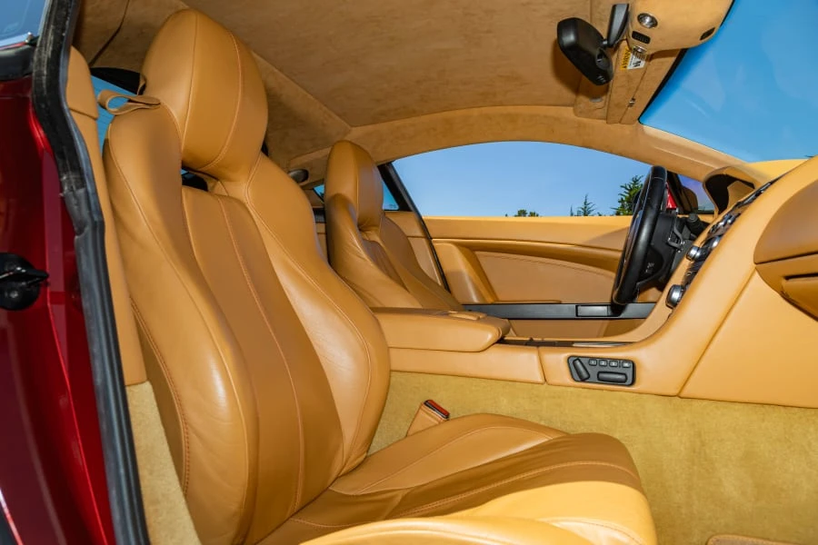 2012 Aston Martin Vantage - Image 16 of 27