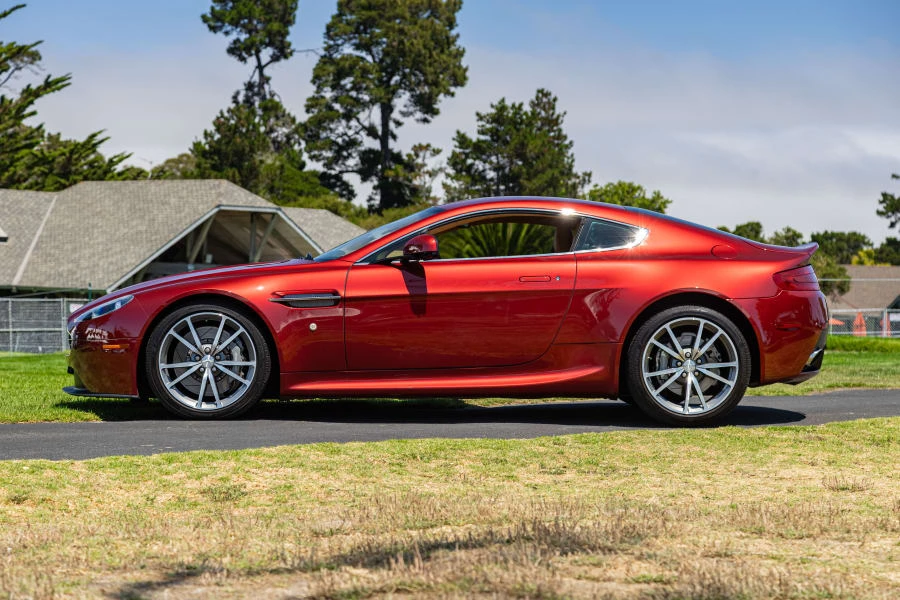 2012 Aston Martin Vantage - Image 8 of 27