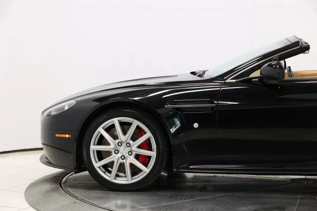 2012 Aston Martin V8 Vantage (2006-2017) - Image 7 of 12