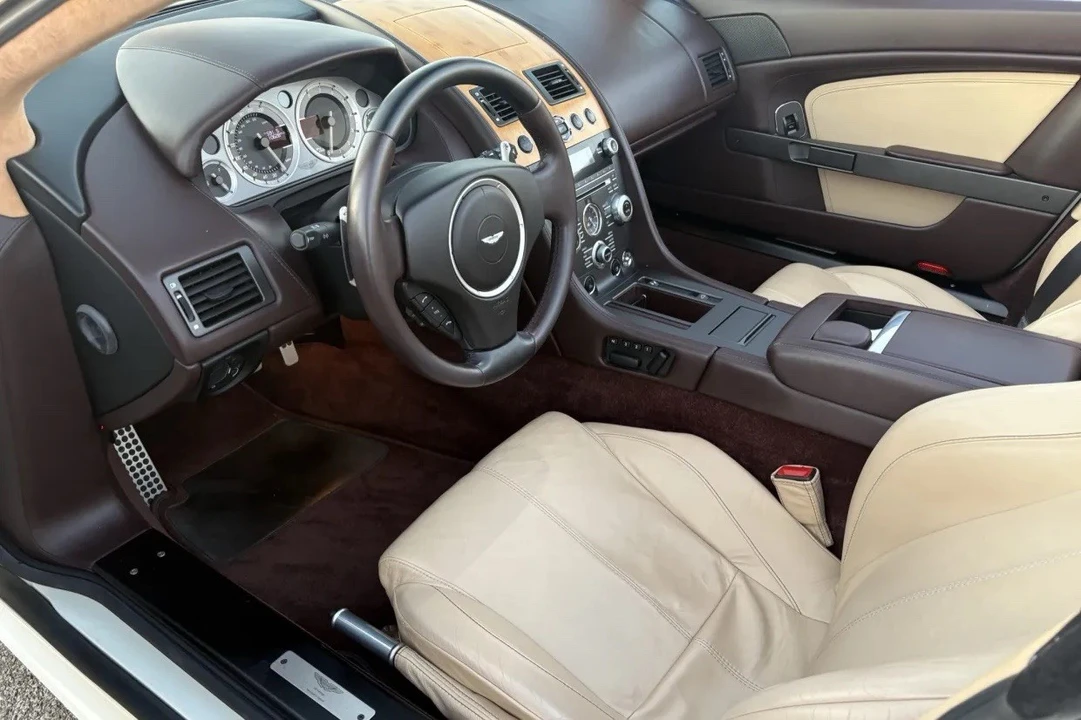 2012 Aston Martin V8 Vantage (2006-2017) - Image 12 of 21