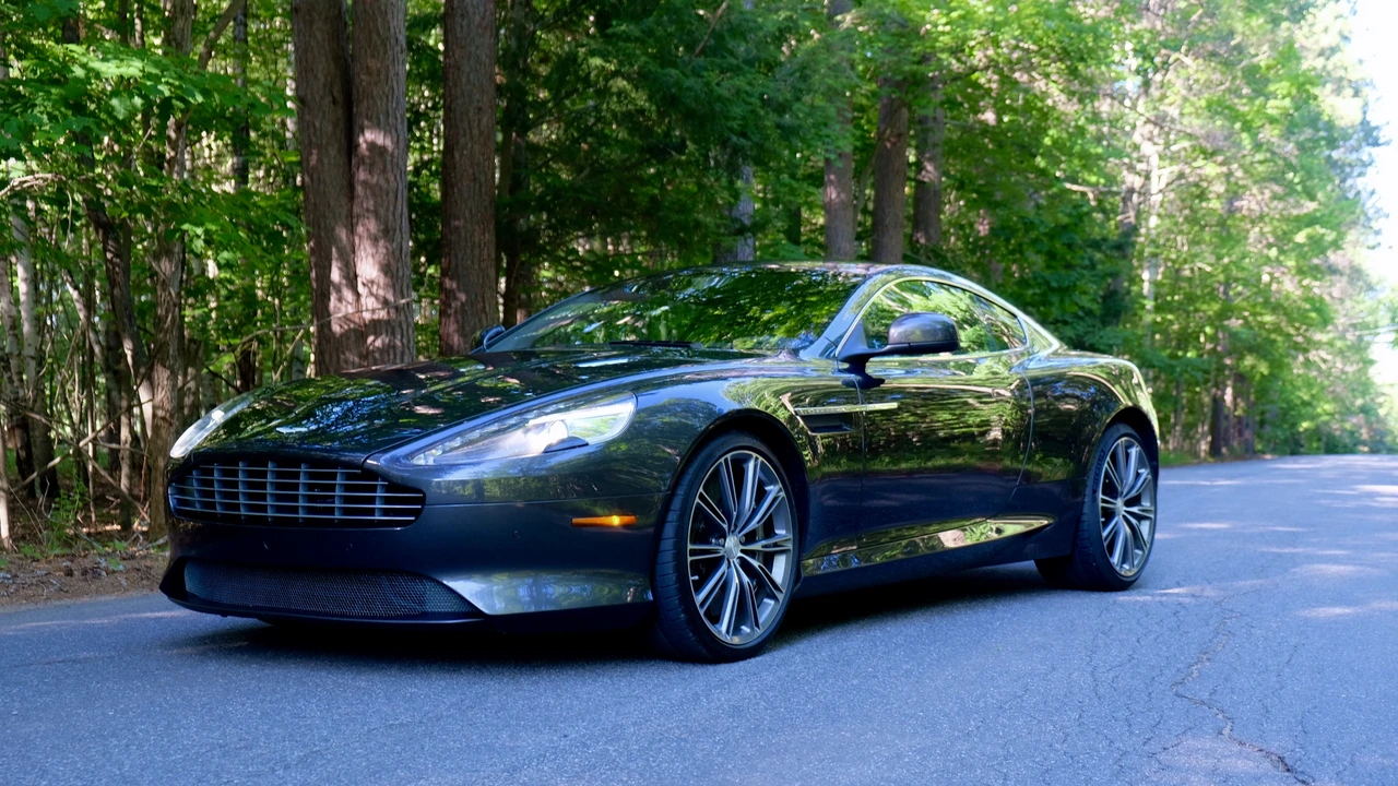 2012 Aston Martin Virage (2011-2012) - Image 24 of 31