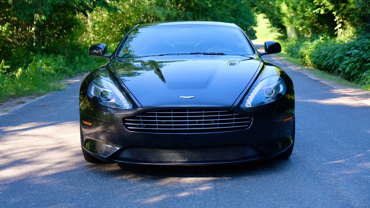 2012 Aston Martin Virage (2011-2012) - Image 19 of 31
