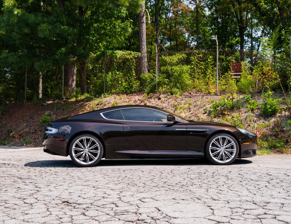 2012 Aston Martin Virage (2011-2012) - Image 16 of 31