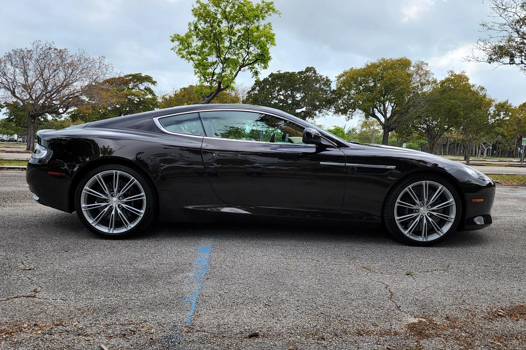 2012 Aston Martin Virage (2011-2012) - Image 29 of 31