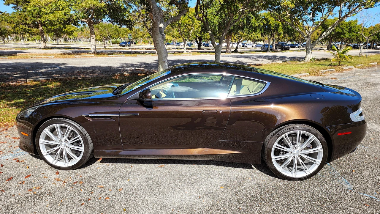 2012 Aston Martin Virage (2011-2012) - Image 14 of 31
