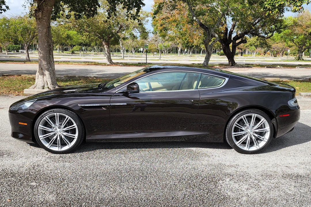 2012 Aston Martin Virage (2011-2012) - Image 12 of 31
