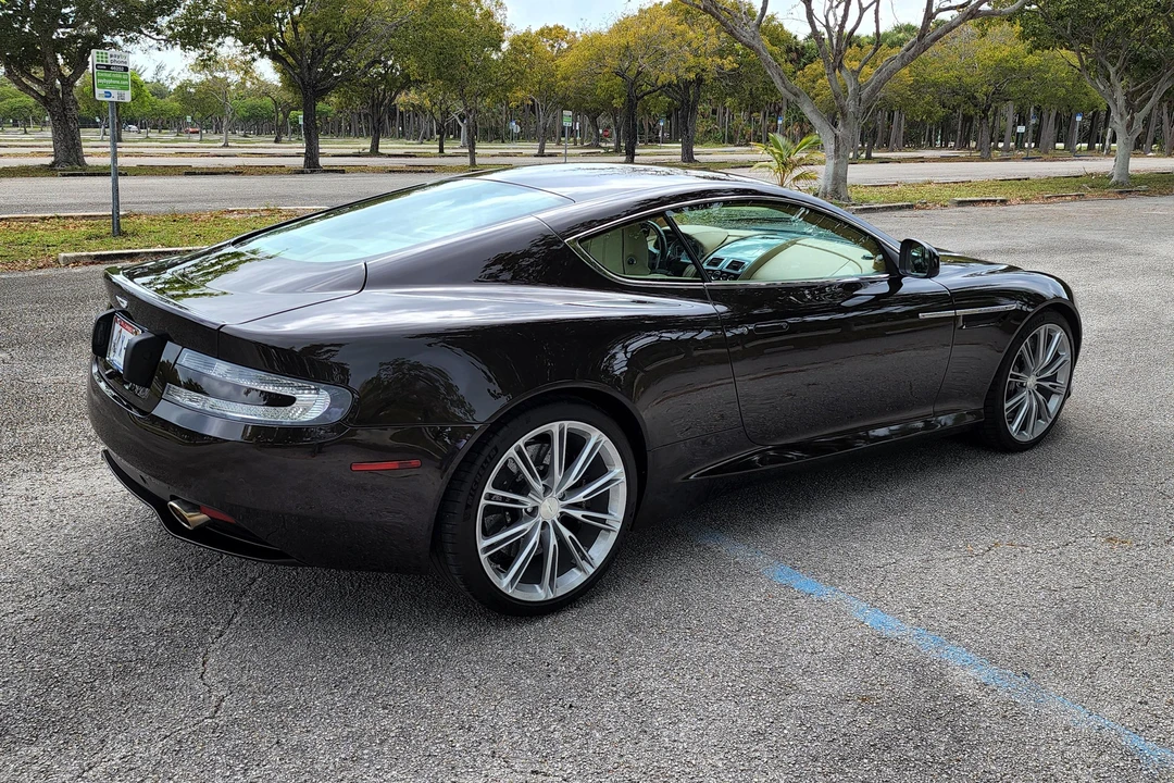 2012 Aston Martin Virage (2011-2012) - Image 26 of 31