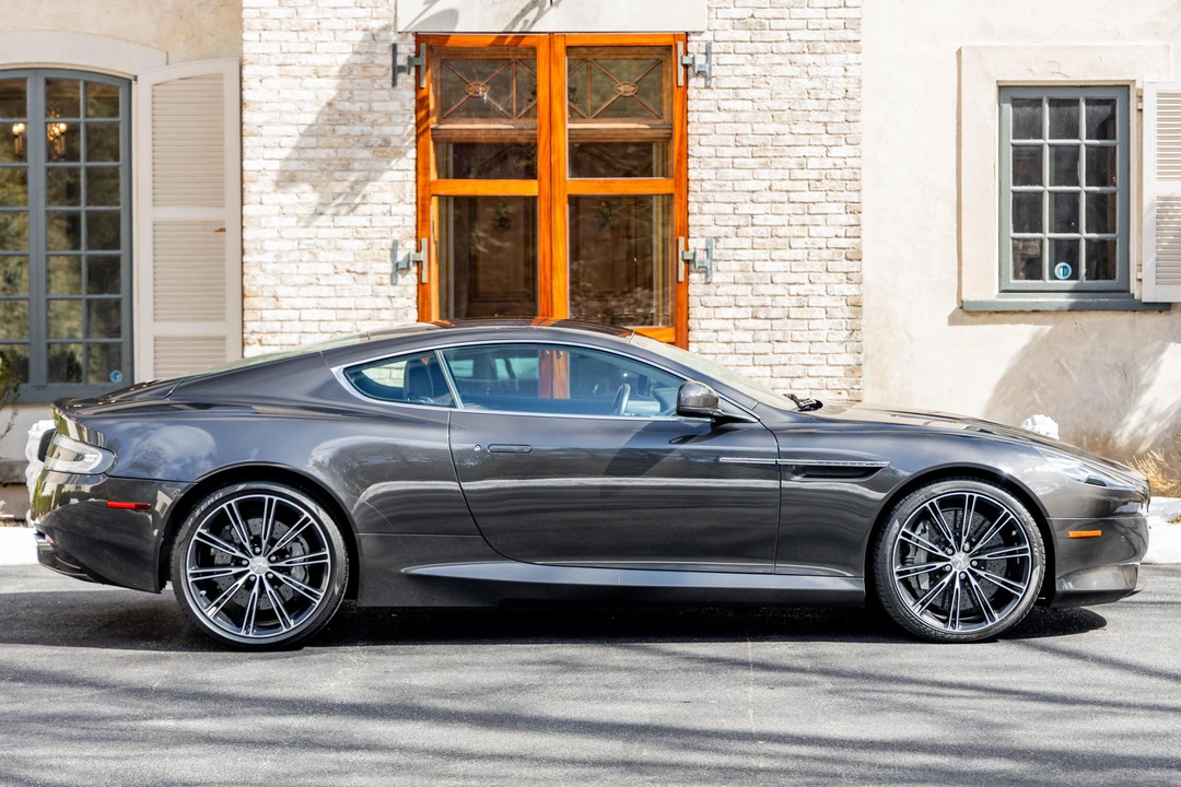 2012 Aston Martin Virage (2011-2012) - Image 3 of 31