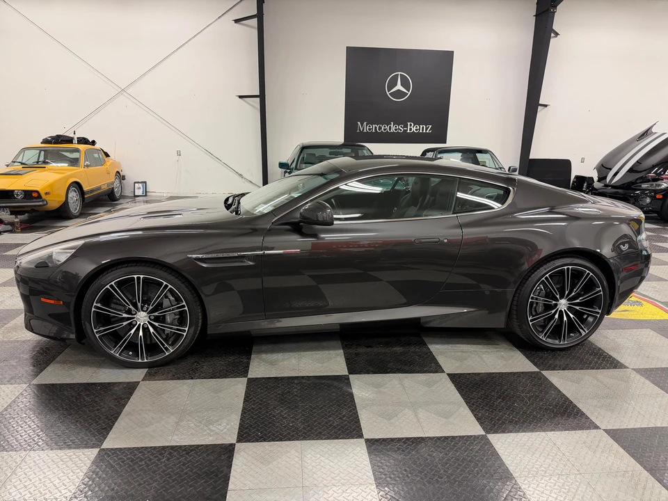 2012 Aston Martin Virage (2011-2012) - Image 24 of 31