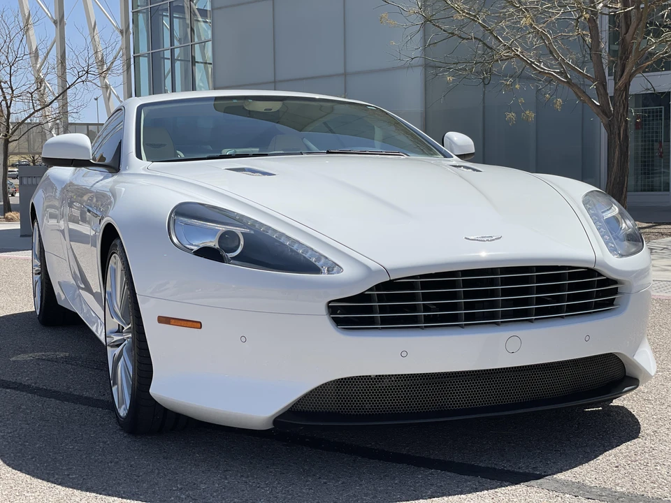 2012 Aston Martin Virage (2011-2012) - Image 27 of 31