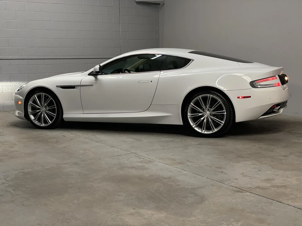2012 Aston Martin Virage (2011-2012) - Image 18 of 31