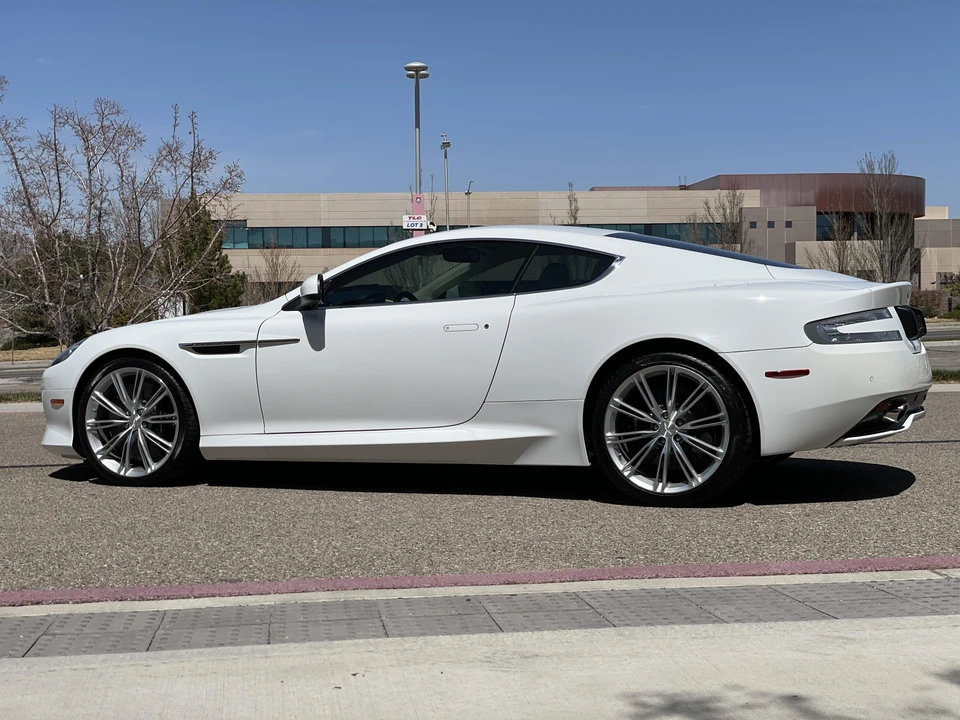 2012 Aston Martin Virage (2011-2012) - Image 17 of 31