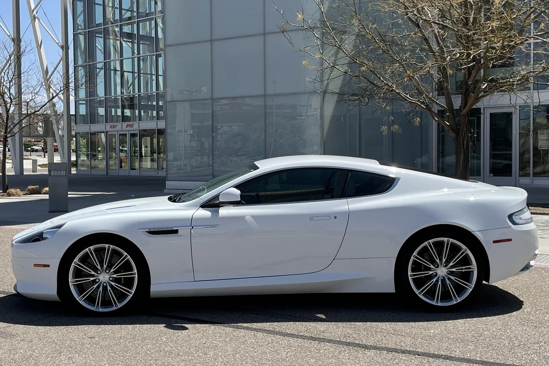 2012 Aston Martin Virage (2011-2012) - Image 3 of 31