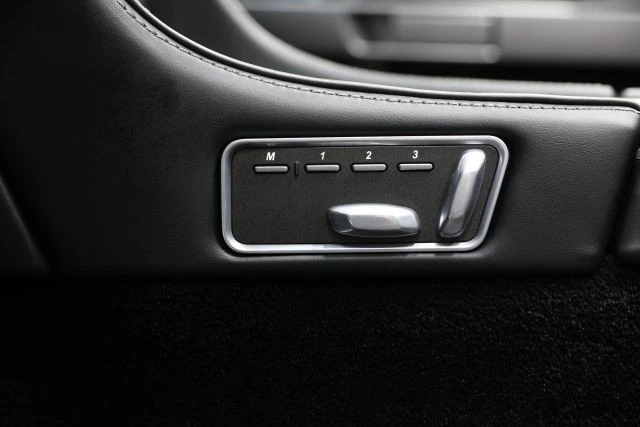 2012 Aston Martin Virage (2011-2012) - Image 20 of 21