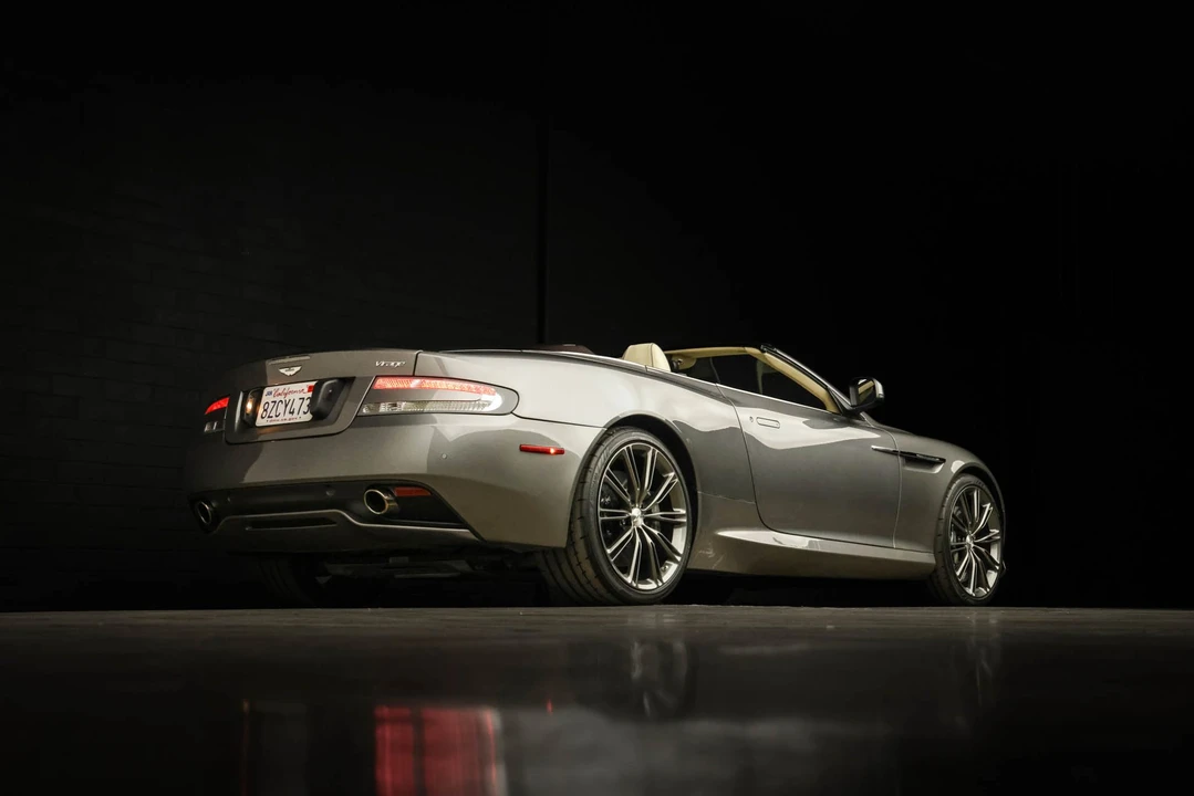2012 Aston Martin Virage (2011-2012) - Image 18 of 31