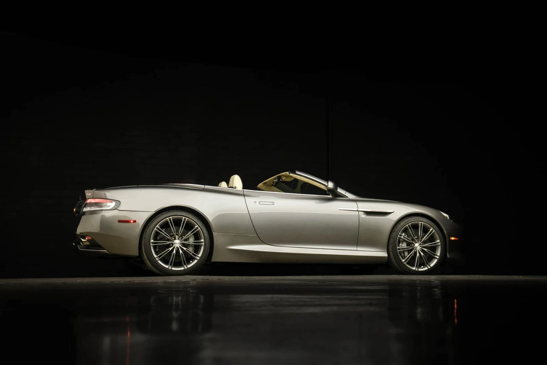 2012 Aston Martin Virage (2011-2012) - Image 22 of 31