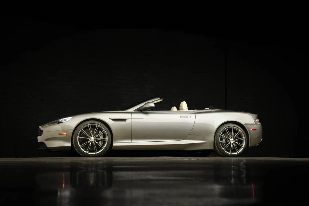 2012 Aston Martin Virage (2011-2012) - Image 8 of 31