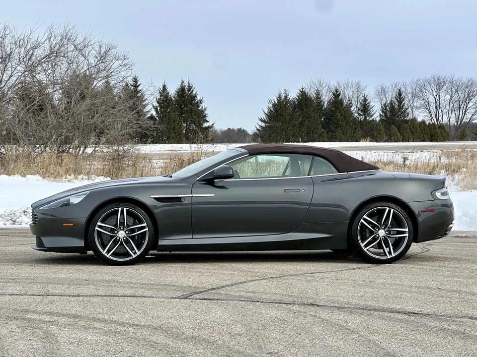 2012 Aston Martin Virage (2011-2012) - Image 24 of 31
