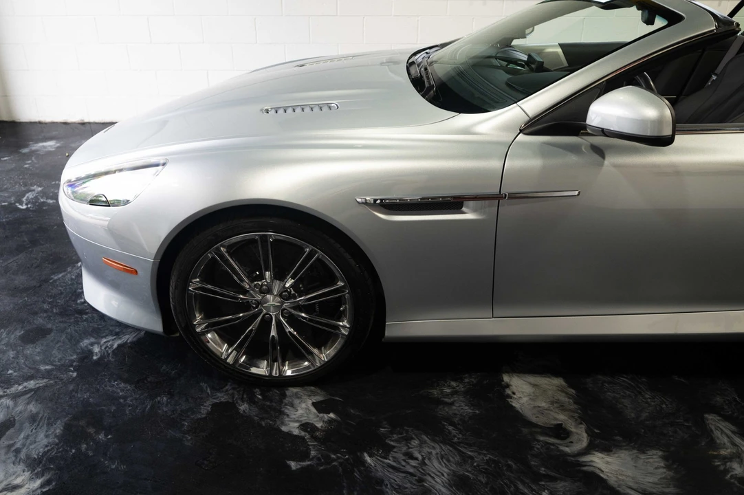 2012 Aston Martin Virage (2011-2012) - Image 30 of 31