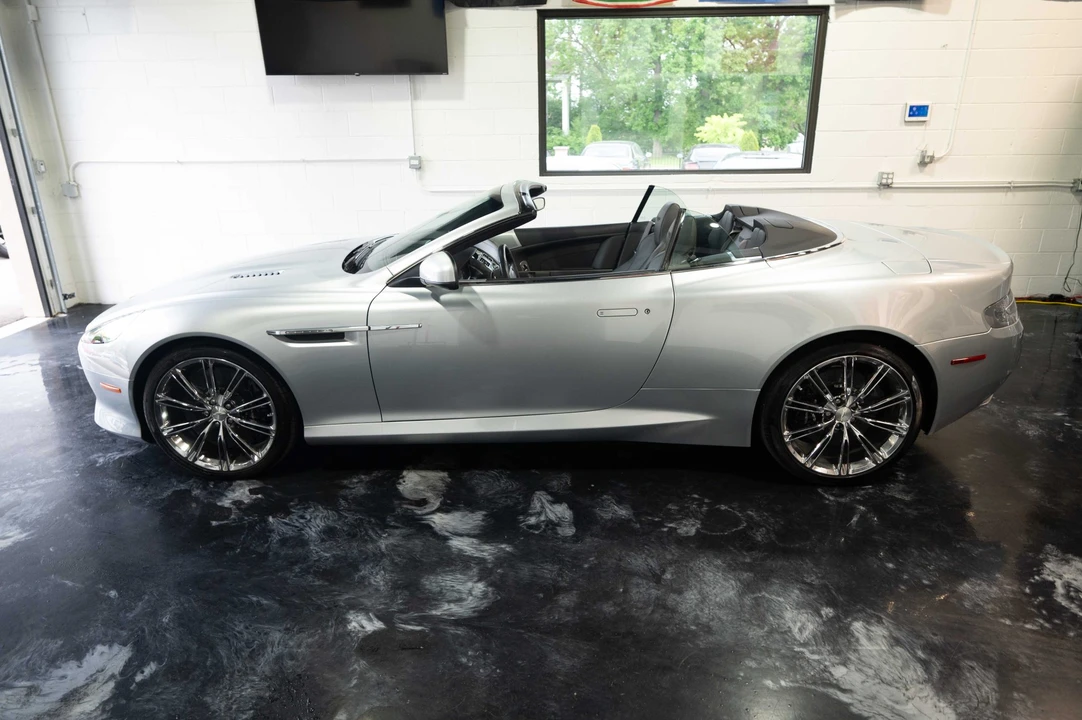 2012 Aston Martin Virage (2011-2012) - Image 4 of 31