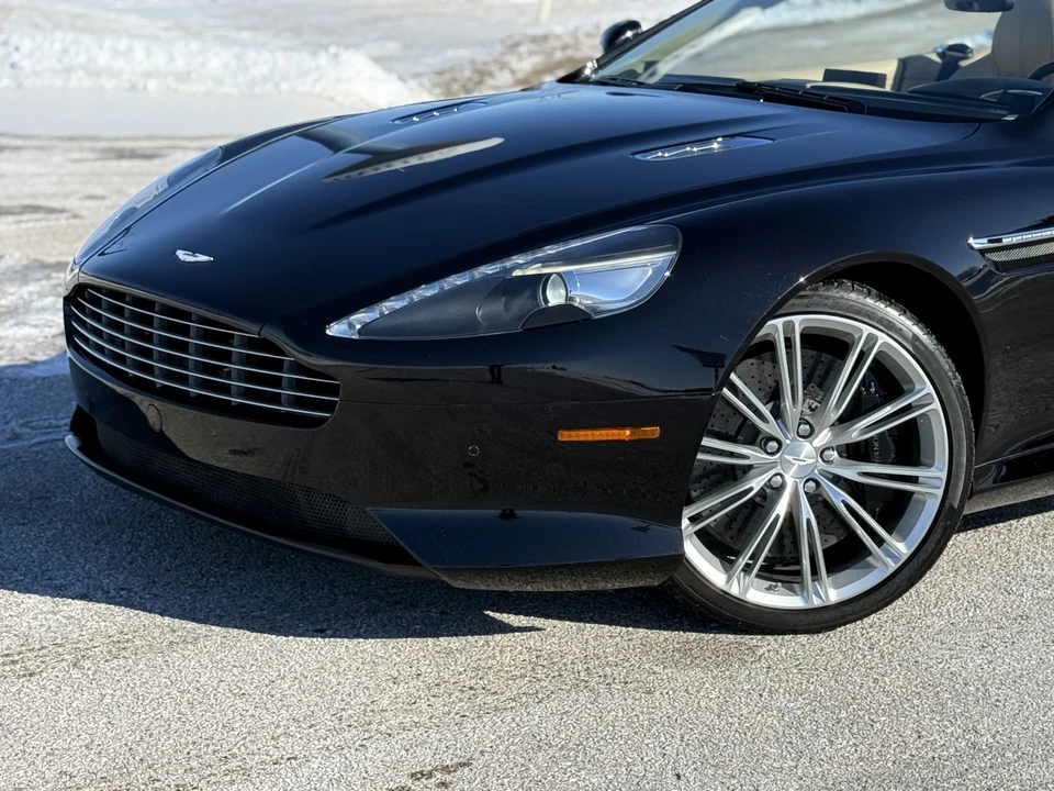 2012 Aston Martin Virage (2011-2012) - Image 27 of 31