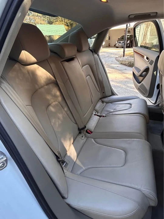 2012 Audi B8 A4 - Image 8 of 10