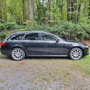 2012 Audi A4 2.0T Avant Quattro Wagon 4D