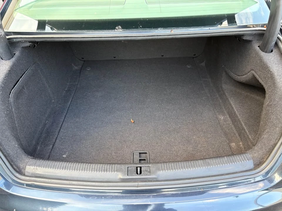2012 Audi B8 A4 - Image 16 of 20