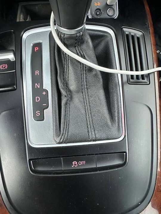 2012 Audi B8 A4 - Image 9 of 16